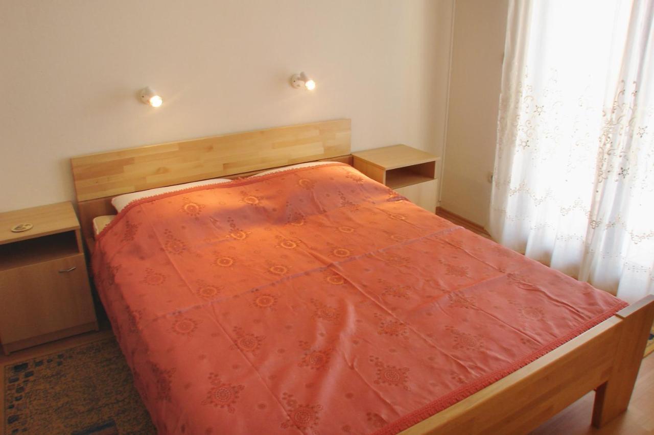 Apartments By The Sea Pisak, Omis - 658 Mimice Zewnętrze zdjęcie